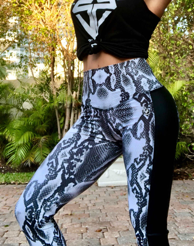B&W Wide Tuxedo Leather Python - ABS2B FITNESS APPAREL