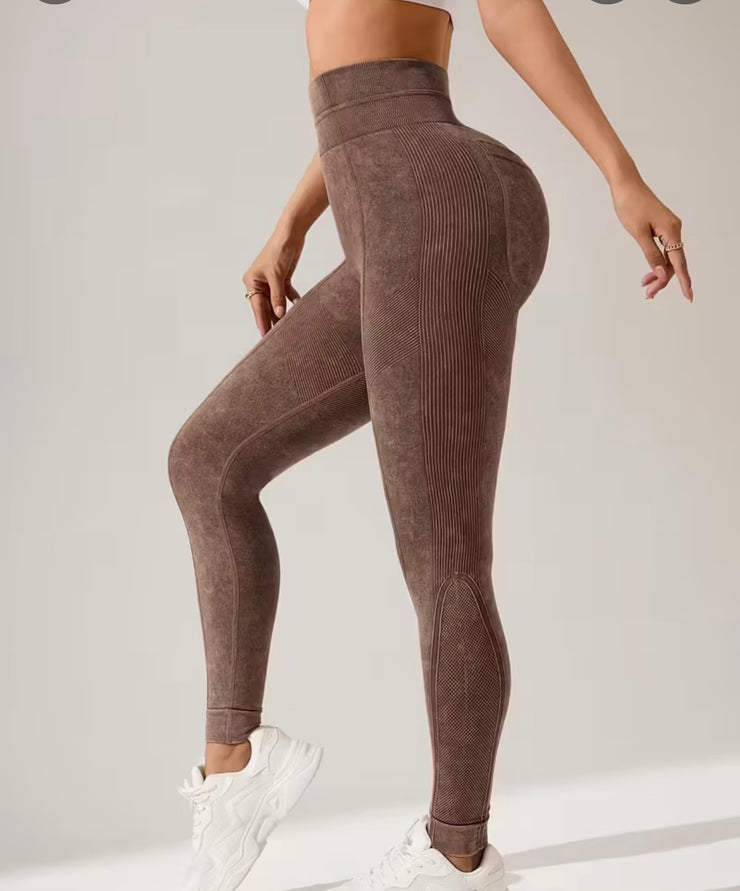 The Contour Pocket Seamless