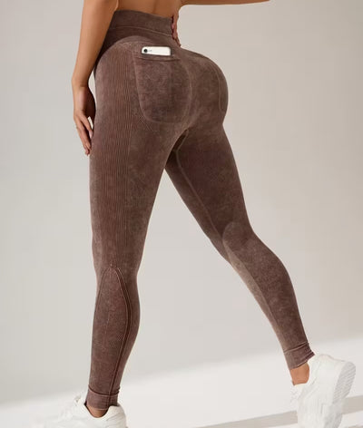 The Contour Pocket Seamless